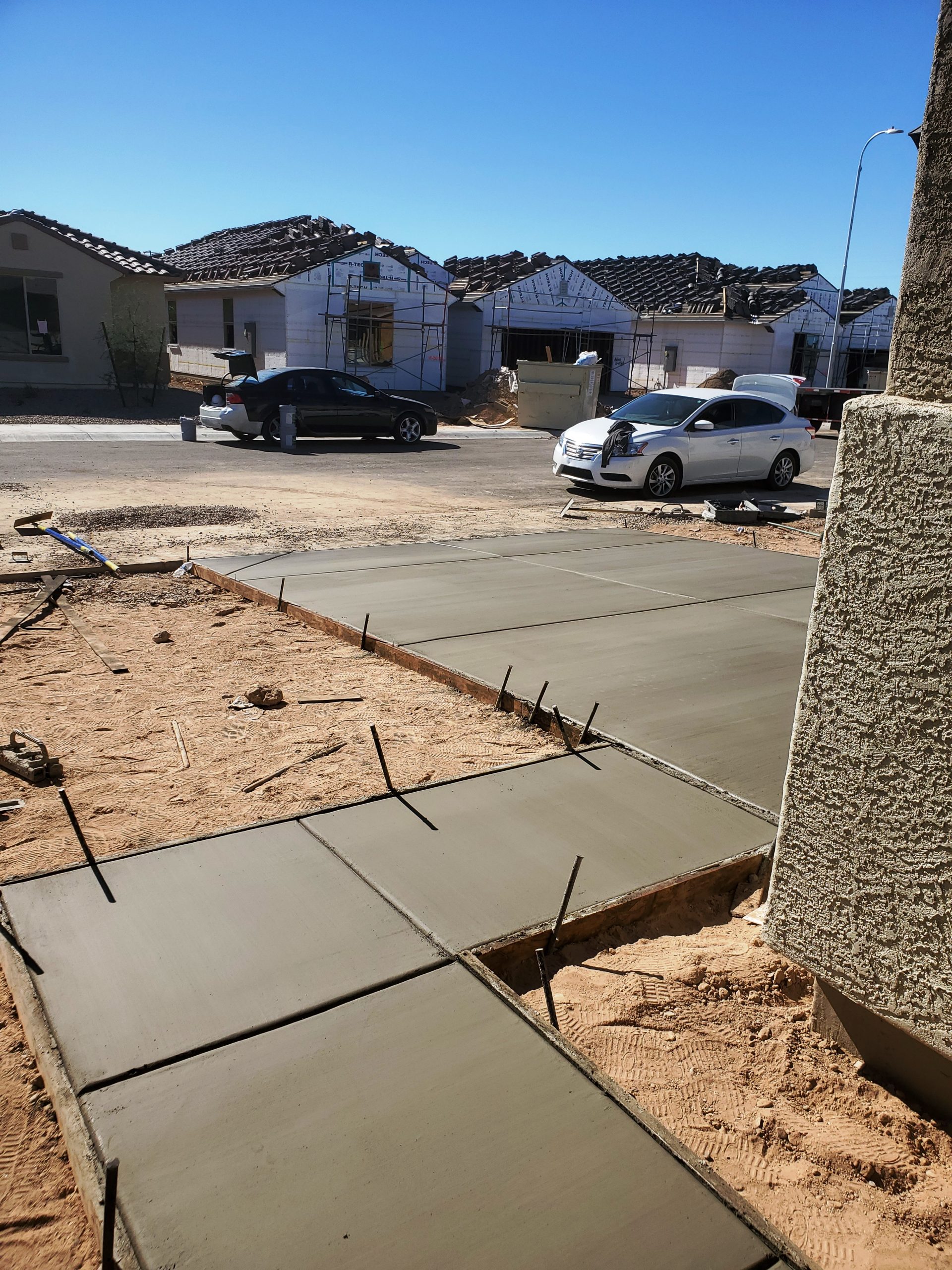 Tips for adding or Replacing a Concrete Driveway in Phoenix Arizona
